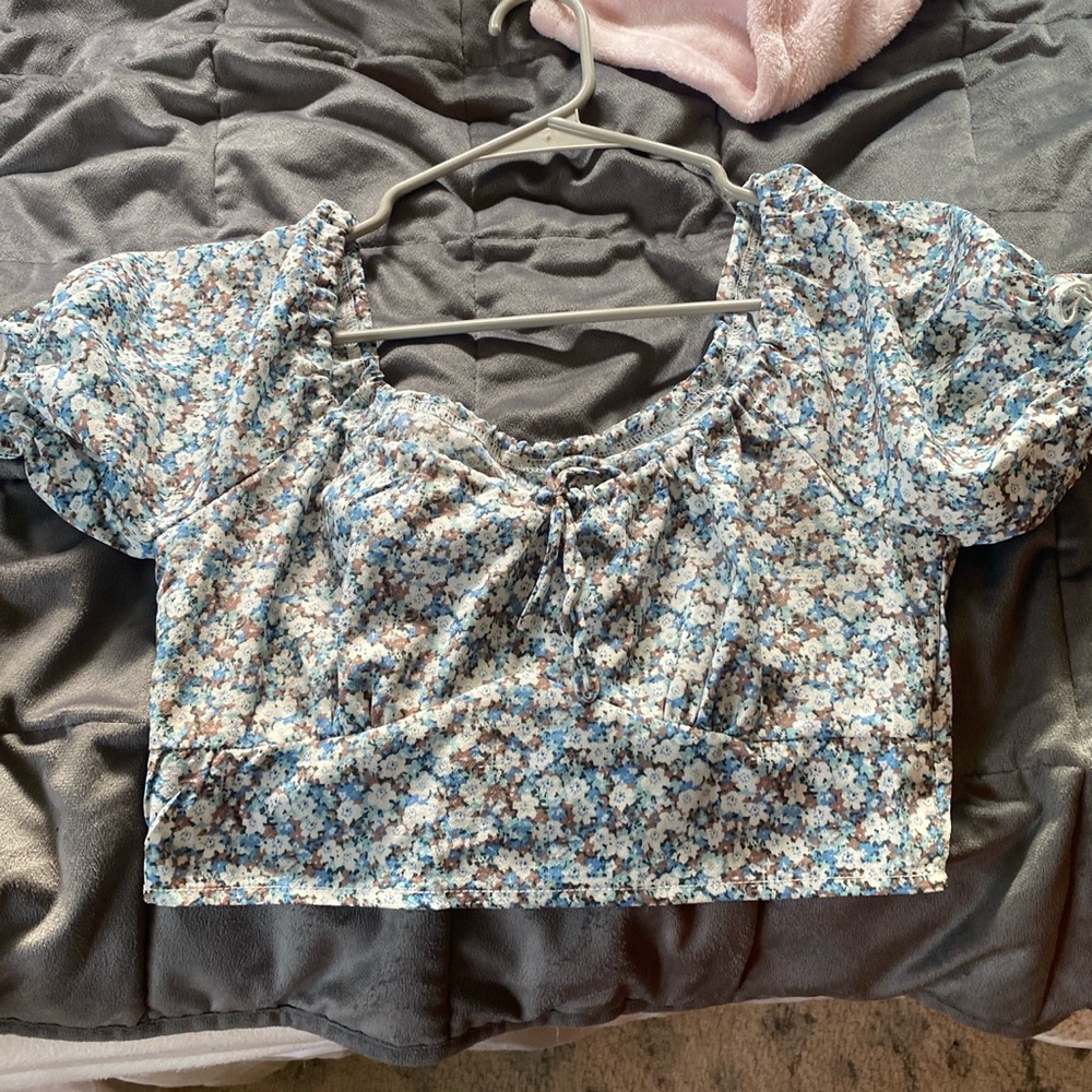 floral crop top